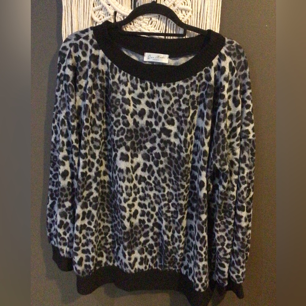 2Xl animal print soft sweater by Rae mode